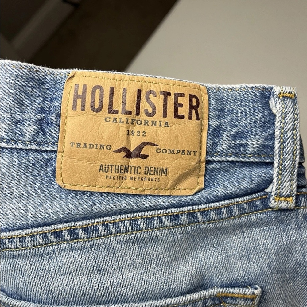 Hollister Men Light Wash Straight Leg Button Fly Authentic Denim Jeans 29 Inseam - Picture 5 of 12